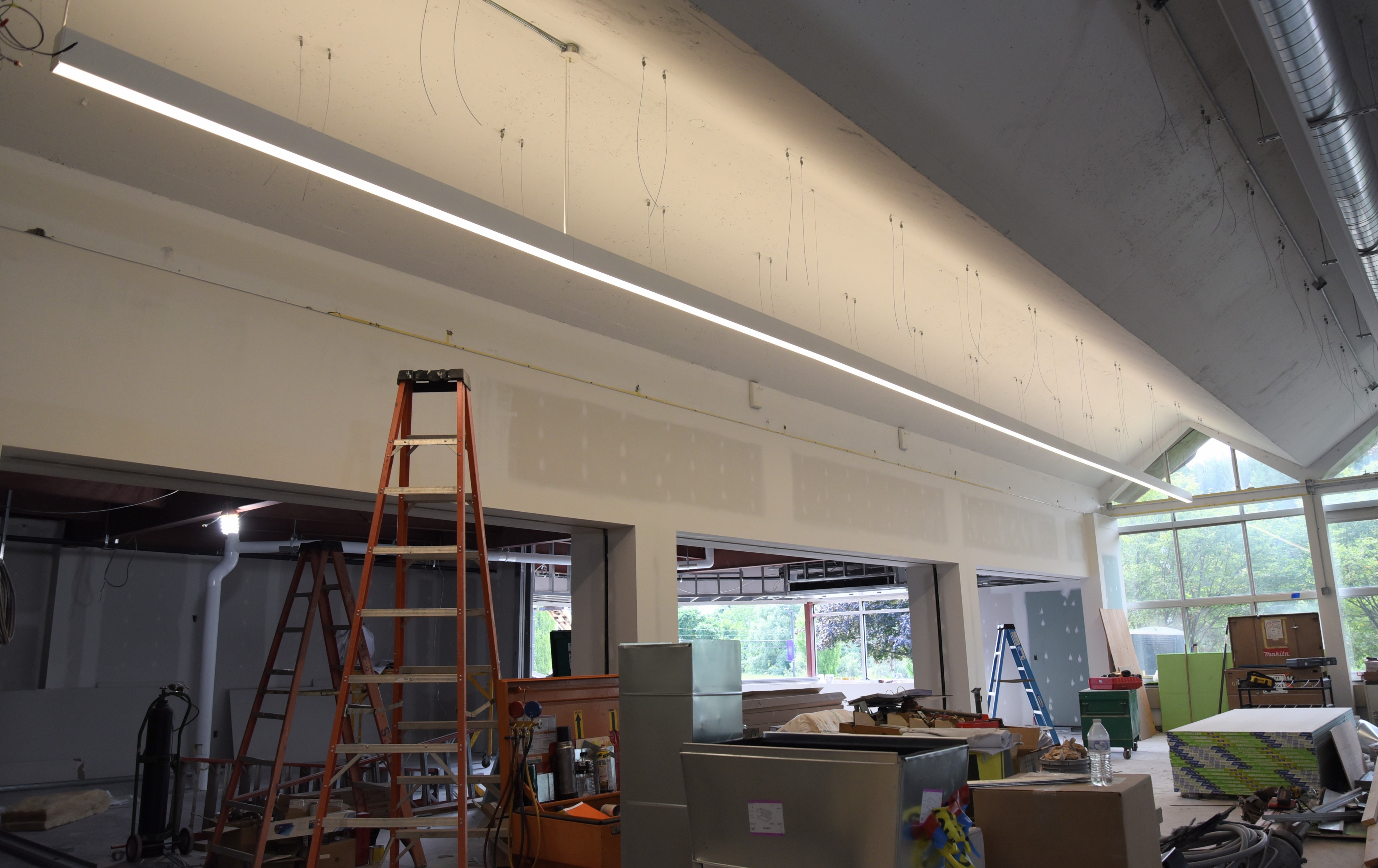 Dining Center lights during construction
